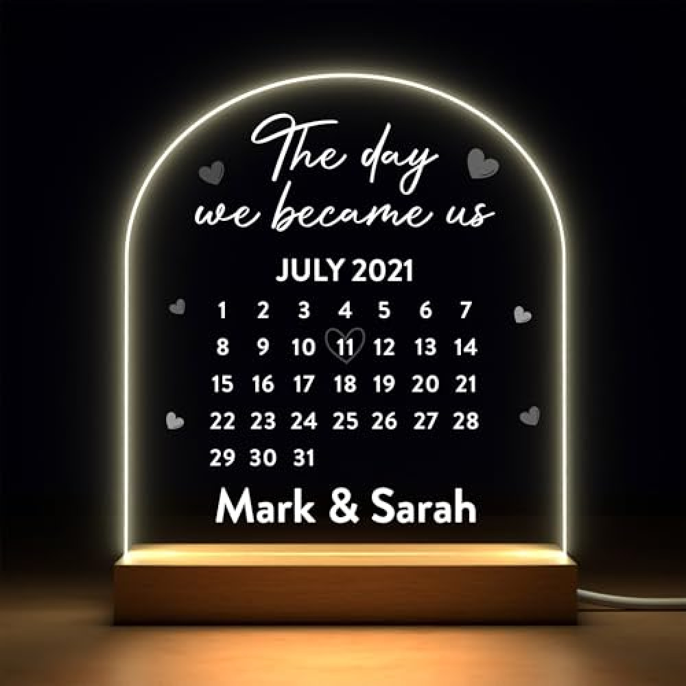 Beecreative Date Night Gift For Couple Her Girlfriend Wife, Personalised Special Date Anniversary Gift, LED Night Light