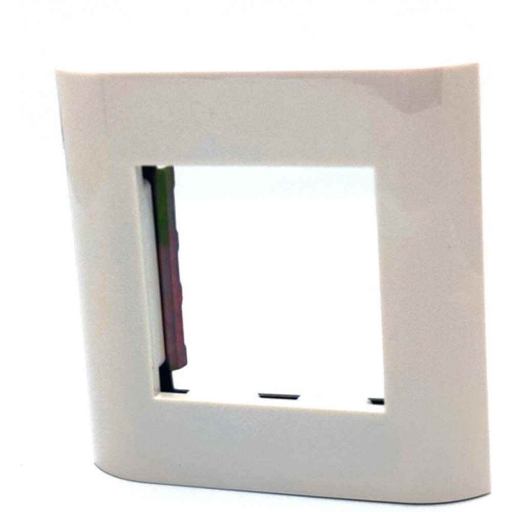 Beek Fransız Tipi Eğimli 80 x 80 mm Çerçeve, Metal Çerçeve, Beyaz Prizler Fiyatı