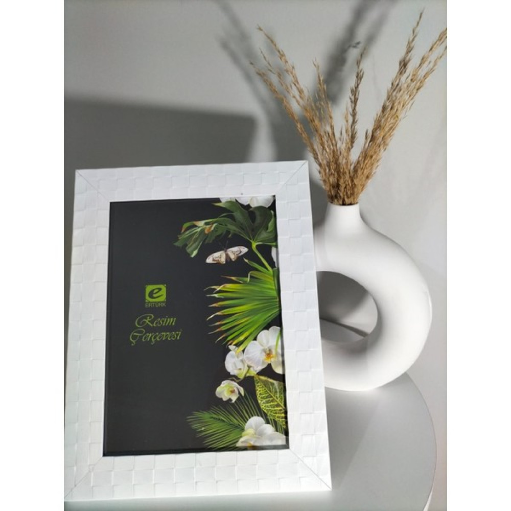 Bellarte Ayarlanabilir Baklava Desen Fotoğraf Çerçevesi - Beyaz - 13 x 18 Resim & Fotoğraf Çerçevesi Fiyatı