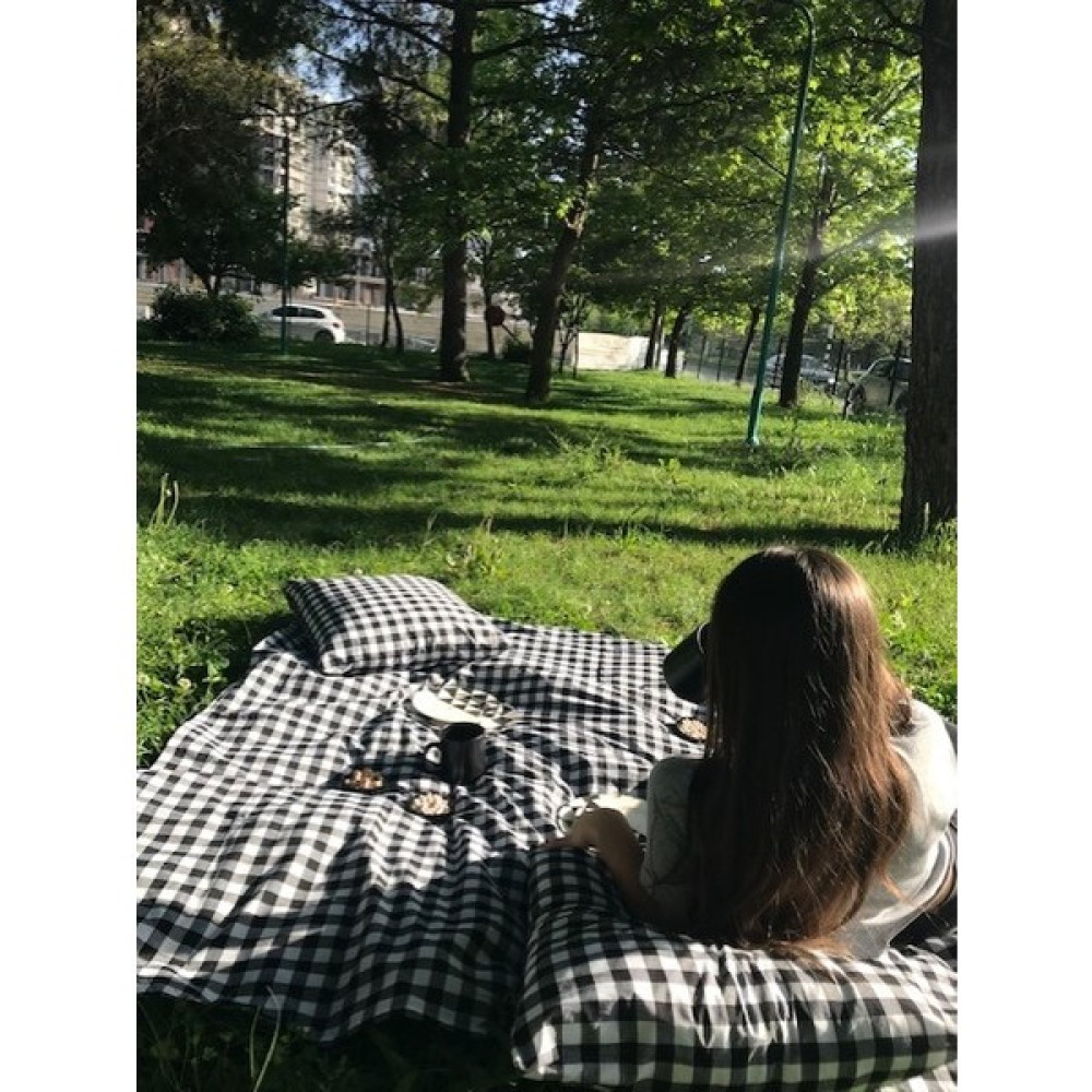 BELMOD Siyah Ekose Pötikare Piknik Örtüsü 170*170 2 Adet Piknik Minderi 50*50CM Piknik Seti - 170 x 170 cm Masa Örtüsü Fiyatı