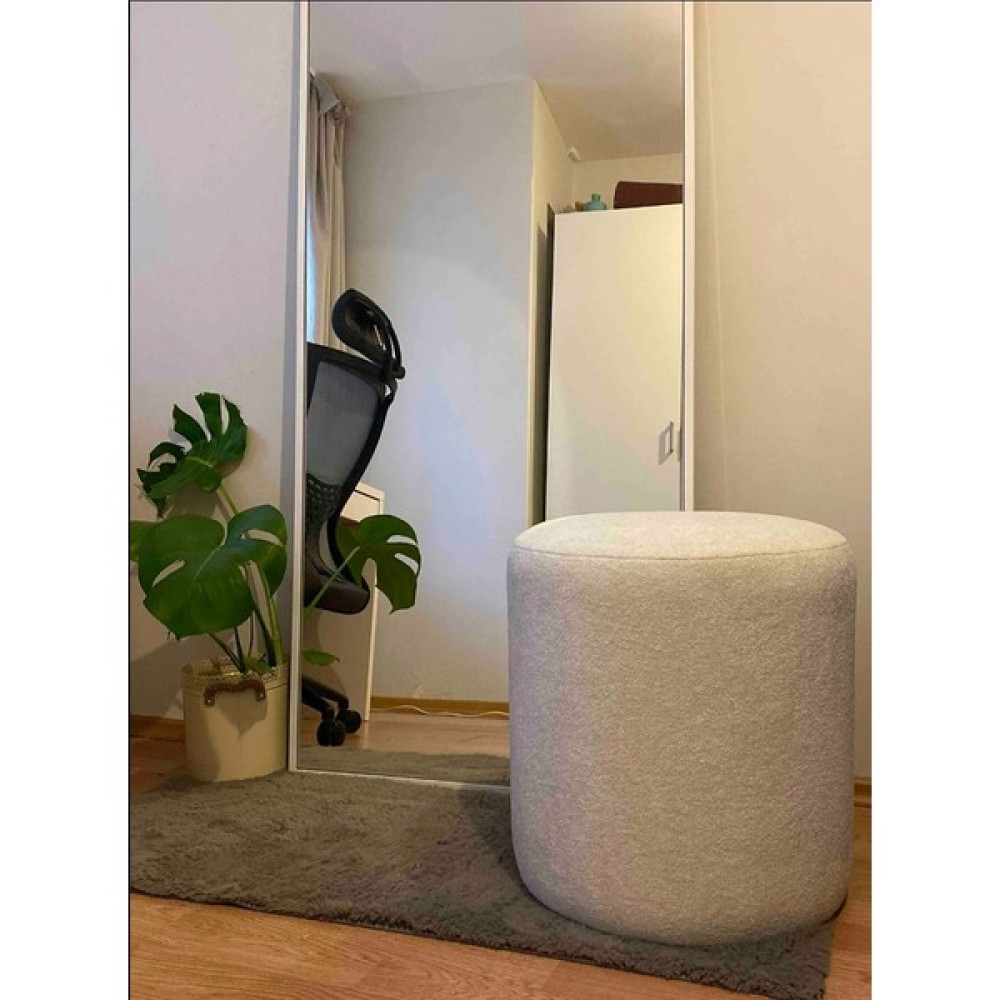 BerjeriX Puf Tedy Kumaş Kırık Beyaz Makyaj Pufu Puf Sandalye Ayak Uzatma Pufu 45 cm Yükseklik - 40 x 40 ÇAP 50 CM YÜKSEKLİK Puf Fiyatı