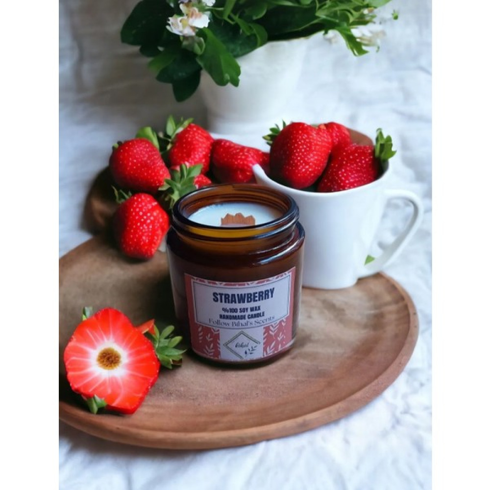 Bihal Hediyelik Çilek Kokulu Doğal Soya Wax Ahşap Fitil Mum (100ML - 230 gr ) R-ÇILEK100ML - 1 Adet Dekoratif Mum Fiyatı