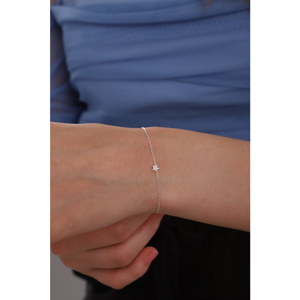 Bilsen Store Kadın 925 Ayar Gümüş Zincirli Mini Yıldız Bileklik Gümüş Bilezik Fiyatı
