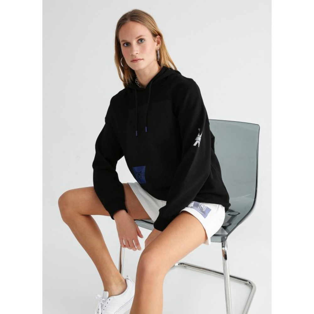 Black On Black Kapüşon Yaka Baskılı Siyah Kadın Sweatshirt K-Kalıs Bayan Sweatshirt Fiyatı