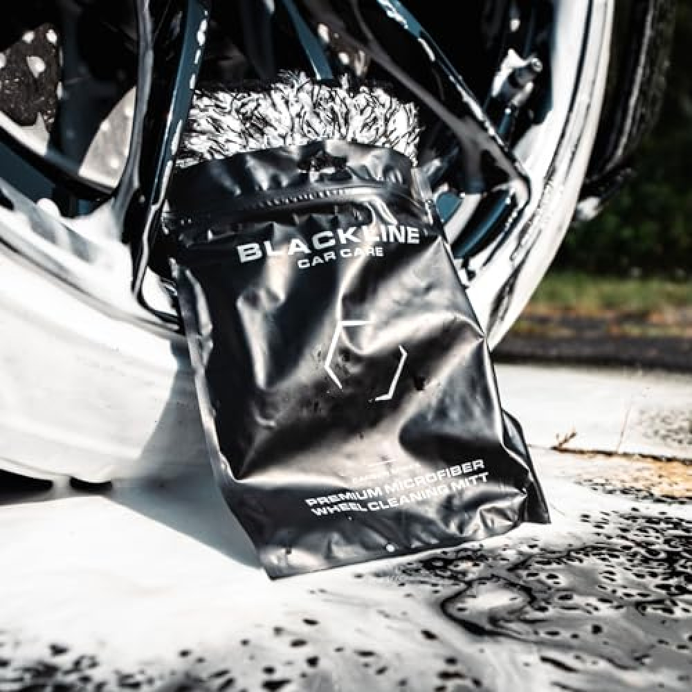 Blackline Microfiber Car Wheel Mitt -Premium Scratch Free Microfiber Wash Mitt for Car Cleaning|Car Detailing Accessory Works with Bucket, Car Shampoo, or Foam Cannon | 70%/30% Microfiber Blend