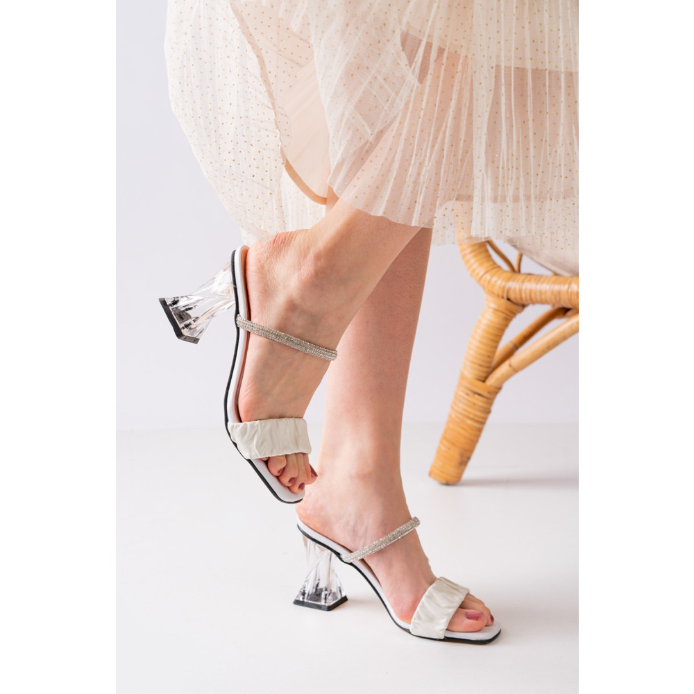 BORAL SHOES Beyaz Kadın Taşlı Büzgüllü Abiye Günlük Topuklu Terlik 39 Beden Unisex Sandalet Fiyatı