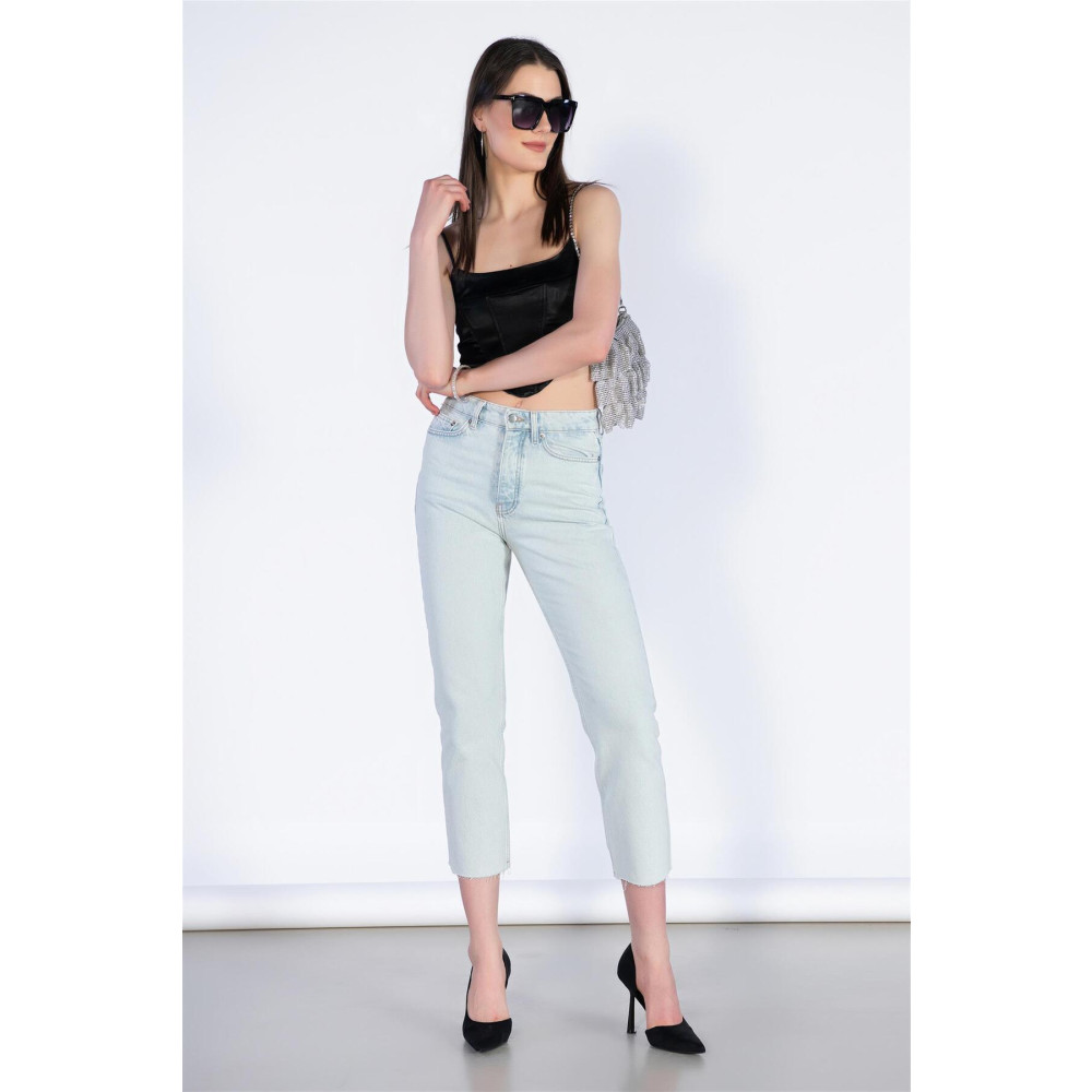 BPF Buz Mavi Yüksek Bel Mom Jeans 58 Beden Bayan Jeans / Kot Pantolon Fiyatı