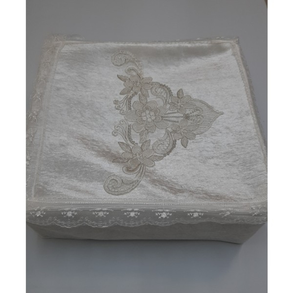 Bünyamin Çalışkan Kadife Kumaş Süngerli Yemeni Hurç Fransız Güpürlü Dantel Çeyizlik Yemeni Hurcu Bohça 36X36X18CM - Krem - 36 x 36 x 18 cm Hurç Fiyatı