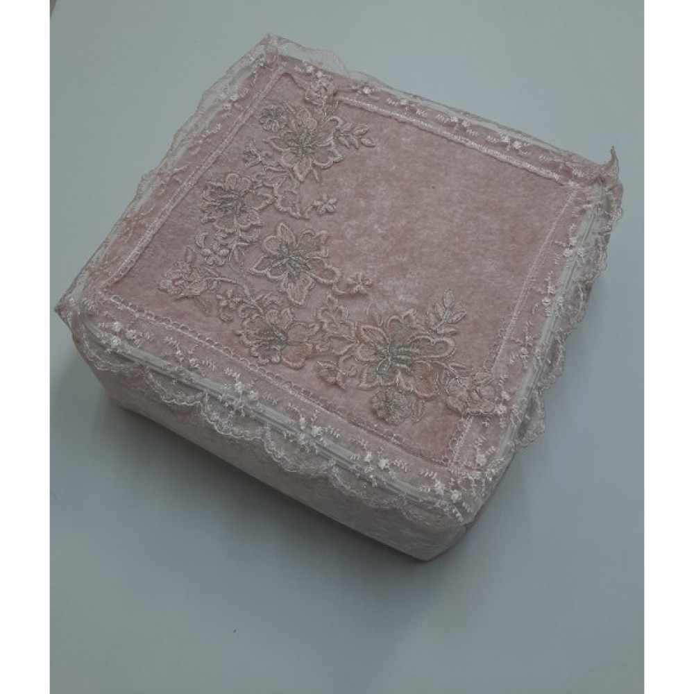 Bünyamin Çalışkan Kadife Kumaş Süngerli Yemeni Hurç Fransız Güpürlü Dantel Çeyizlik Yemeni Hurcu Bohça 36X36X18CM - Pudra - 36 x 36 x 18 cm Hurç Fiyatı