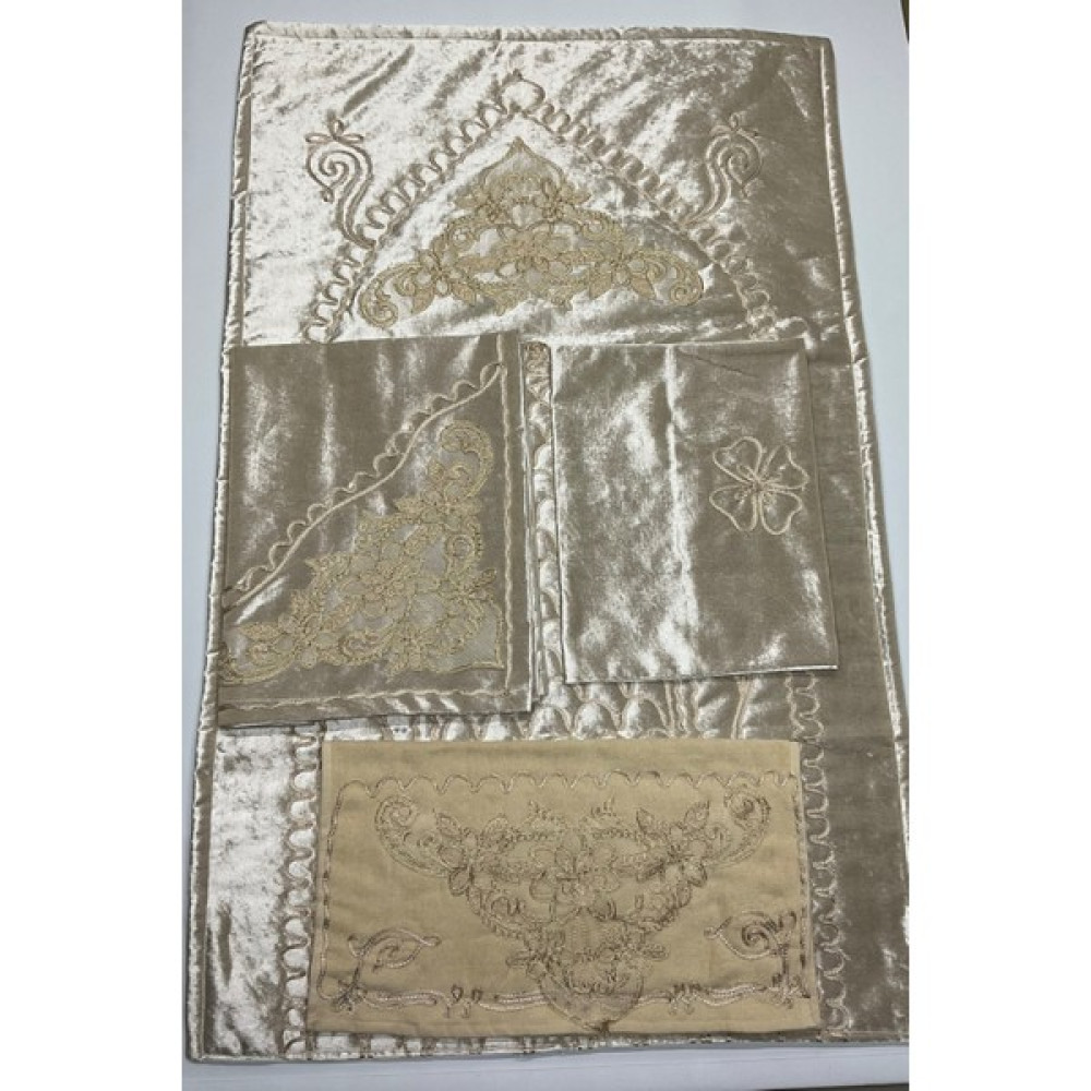 Bünyamin Çalışkan Lüks Kadife Seccade Seti 4 Parça - Çeyizlik Kadife Seccade Takımı - 80 x 130 cm - Cappucino Seccade Fiyatı