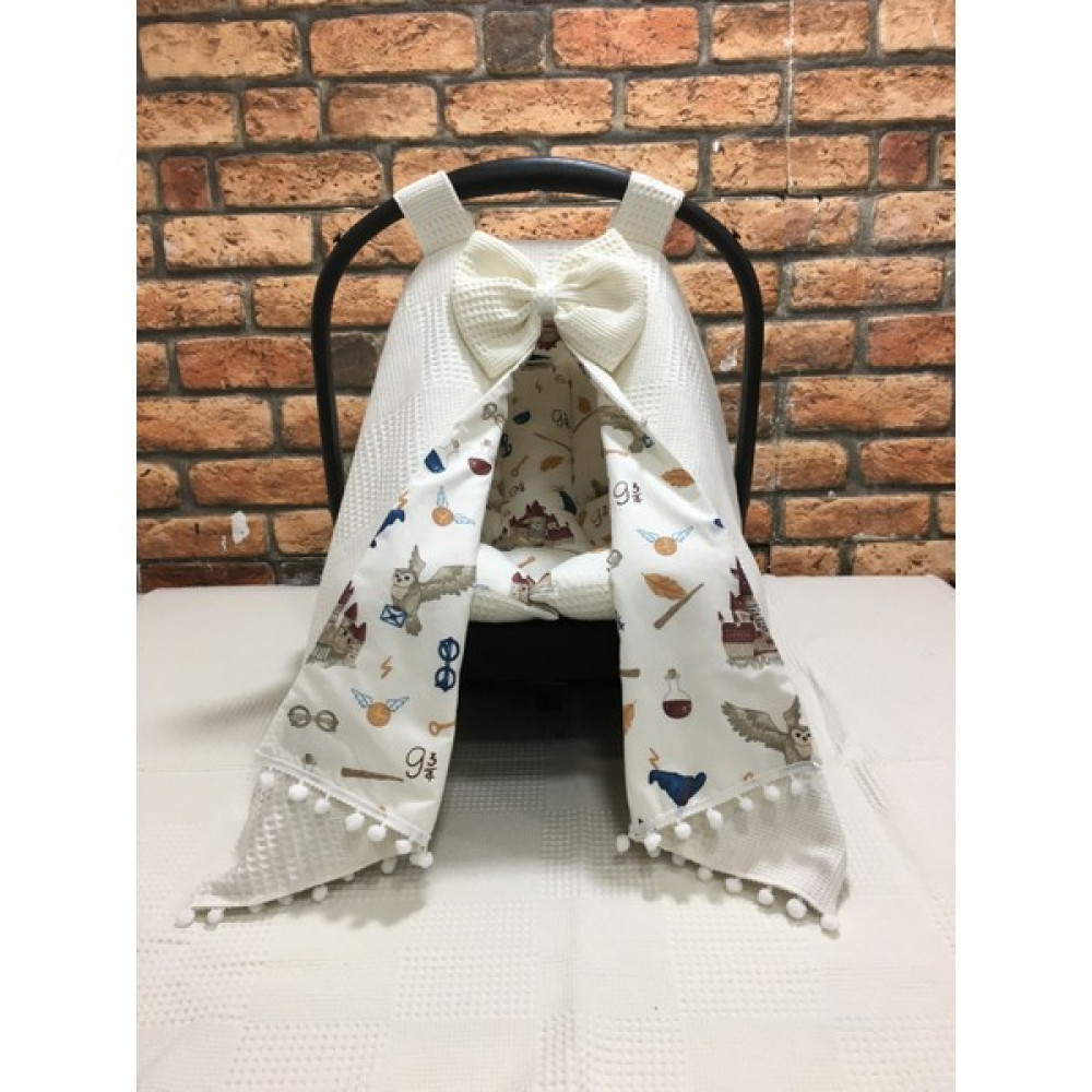Buse Baby Home Harry Potter Krem Pikeli ve Poplin Kumaş, Ponponlu Puset Örtüsü ve Puset Minderi 2'li Set Diğer Fiyatı