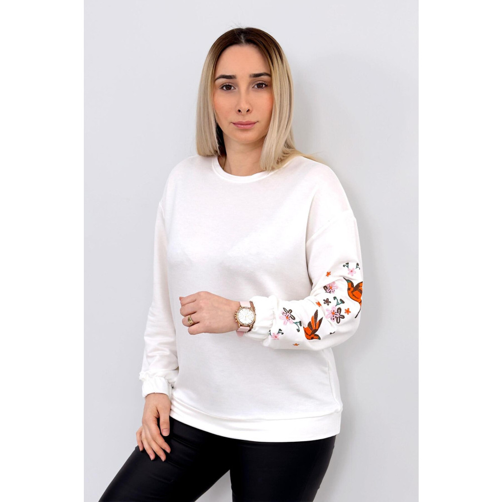 Butilya Kolu Nakışlı Sweatshirt Beyaz 2XL Beden Bayan Sweatshirt Fiyatı