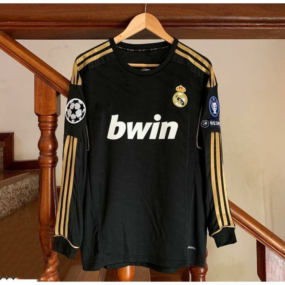 BySportakus Real Madrid 2011/12 Sezonu Cristiano Ronaldo Nostalji Forması Futbol Malzemeleri Fiyatı