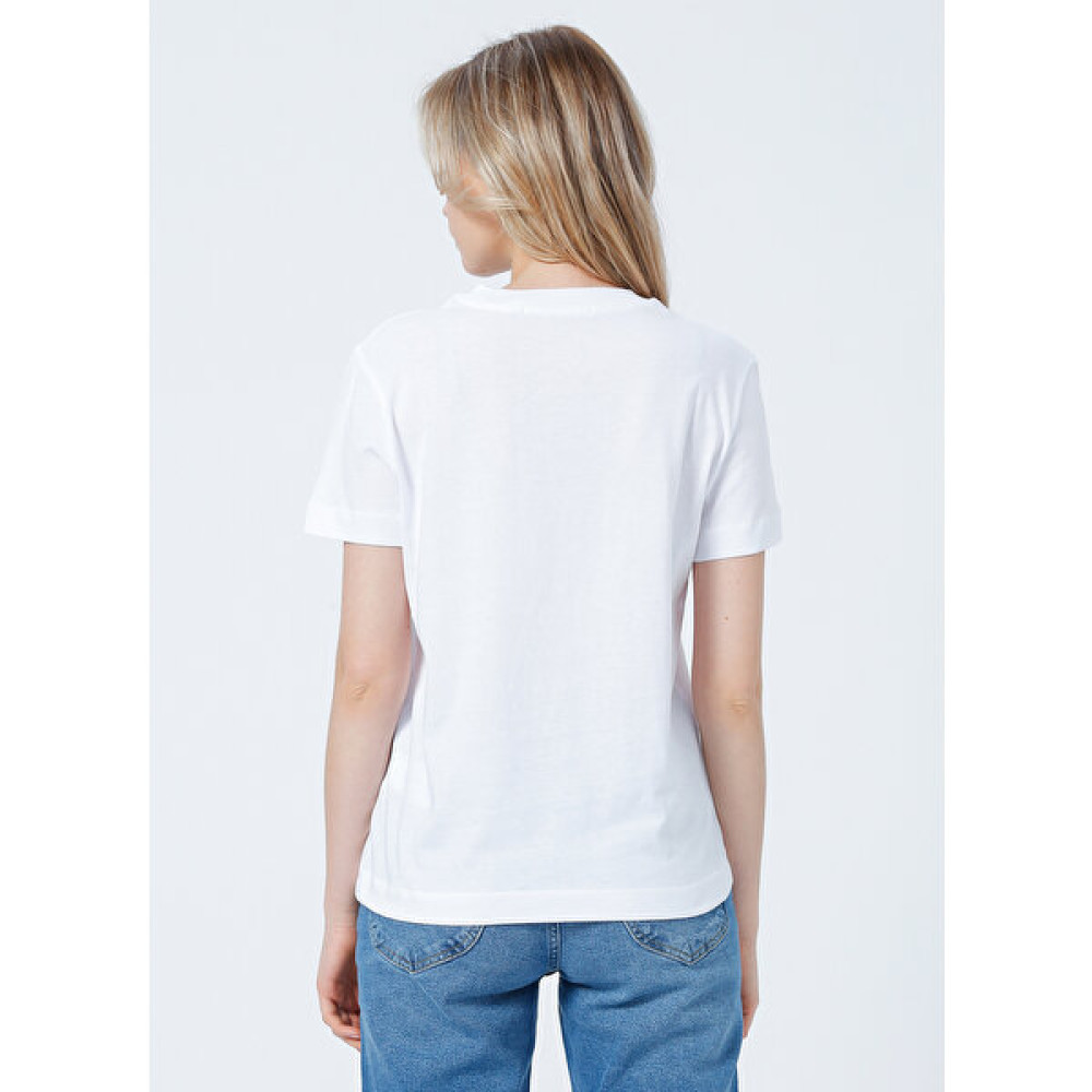 Calvin Klein J20J219142YAF Bisiklet Yaka Rahat Kalıp Beyaz Kadın T-Shirt Bayan Atlet Fiyatı