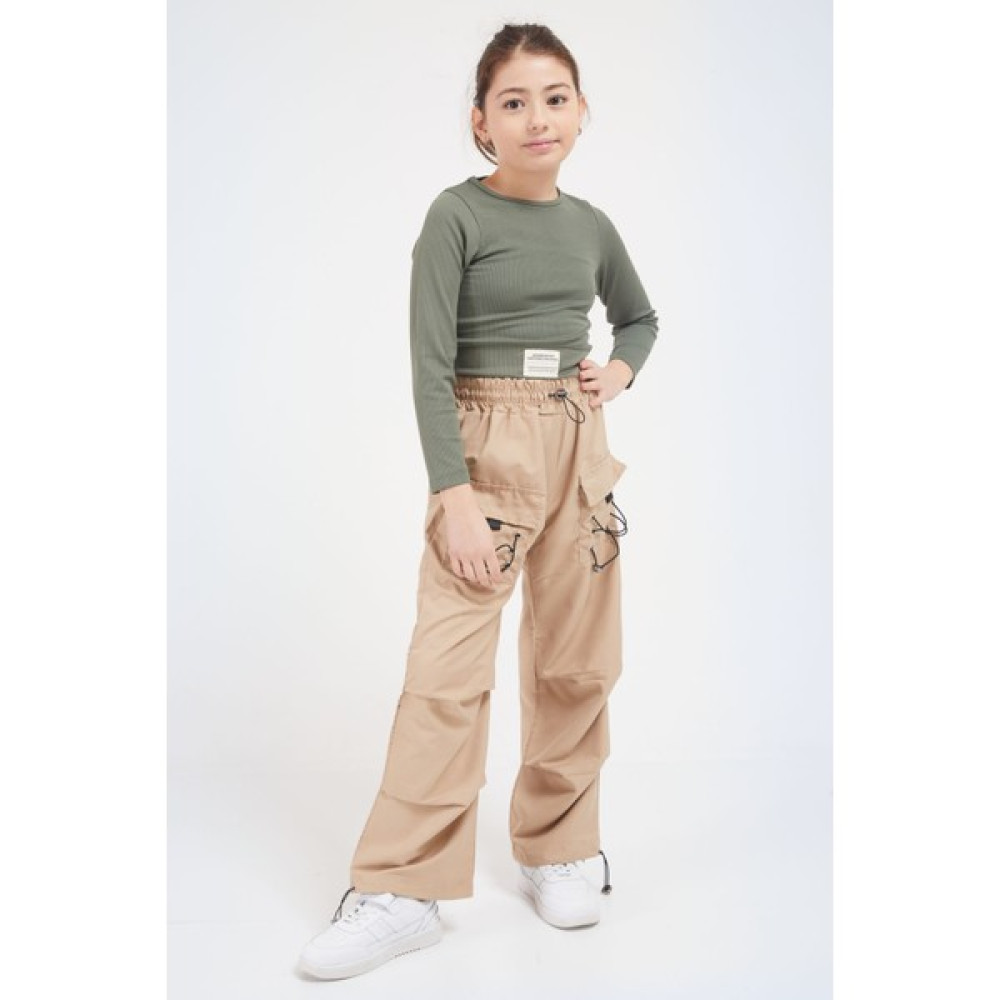 Cansın Mini Krem Bağcık Cep Detaylı Kız Çocuk Paraşüt Pantolon 17635 Kız Çocuk Pantolon Fiyatı