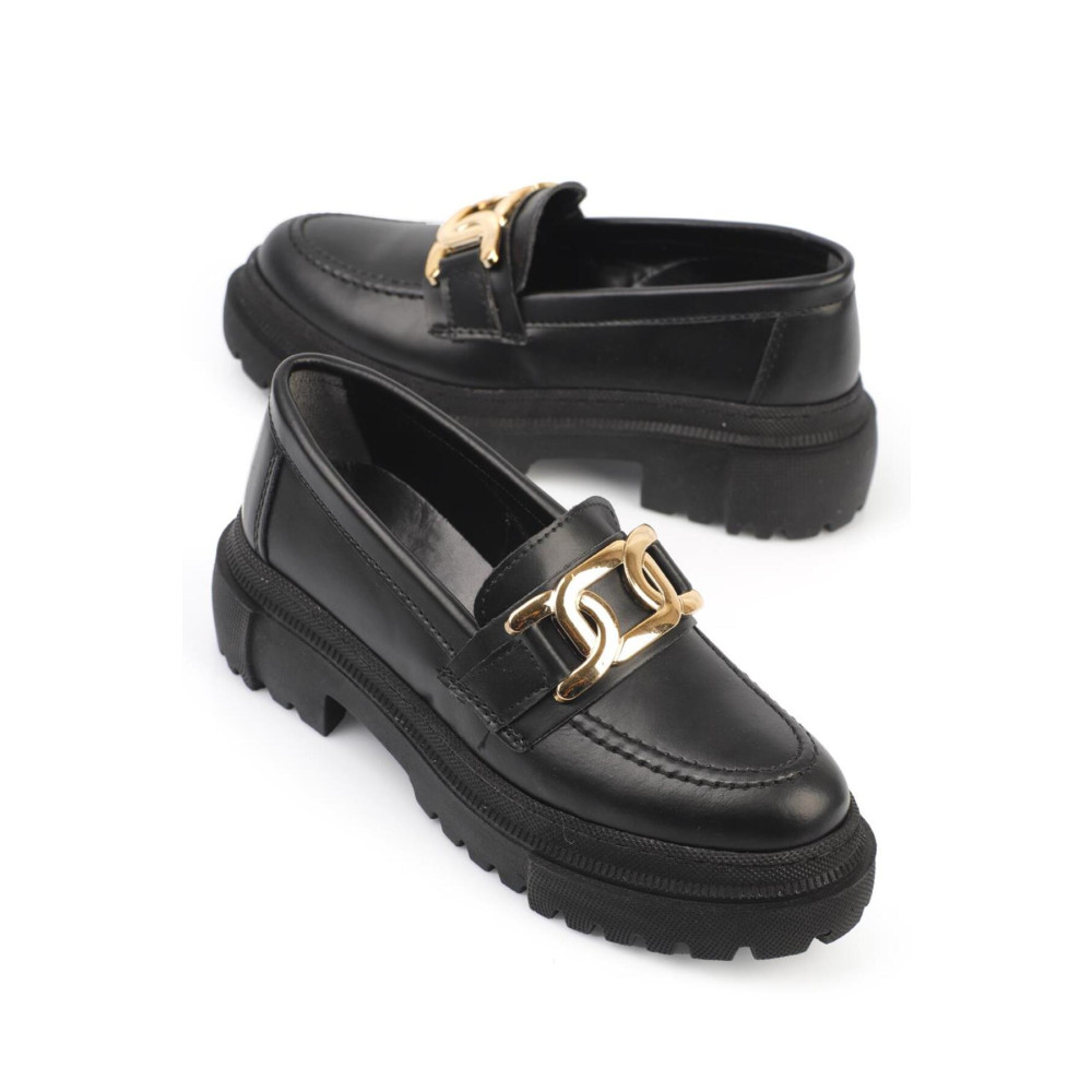 Capone Outfitters Capone Oval Burunlu Metal Aksesuarlı Trak Tabanlı Kırışık Rugan Kadın Loafer 36 Beden Kadın Günlük Ayakkabıları Fiyatı