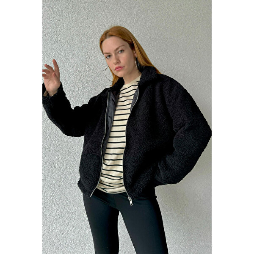 Cappmoda CKT-12417 Siyah Peluş Kumaş Astarlı Fermuarlı Cepli Ceket Bayan Ceket Fiyatı