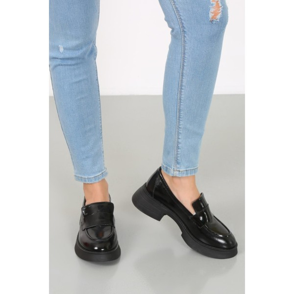 Cassido Shoes Siyah Rugan Deri Kadın Casual Ayakkabı 010-4041 Kadın Günlük Ayakkabıları Fiyatı