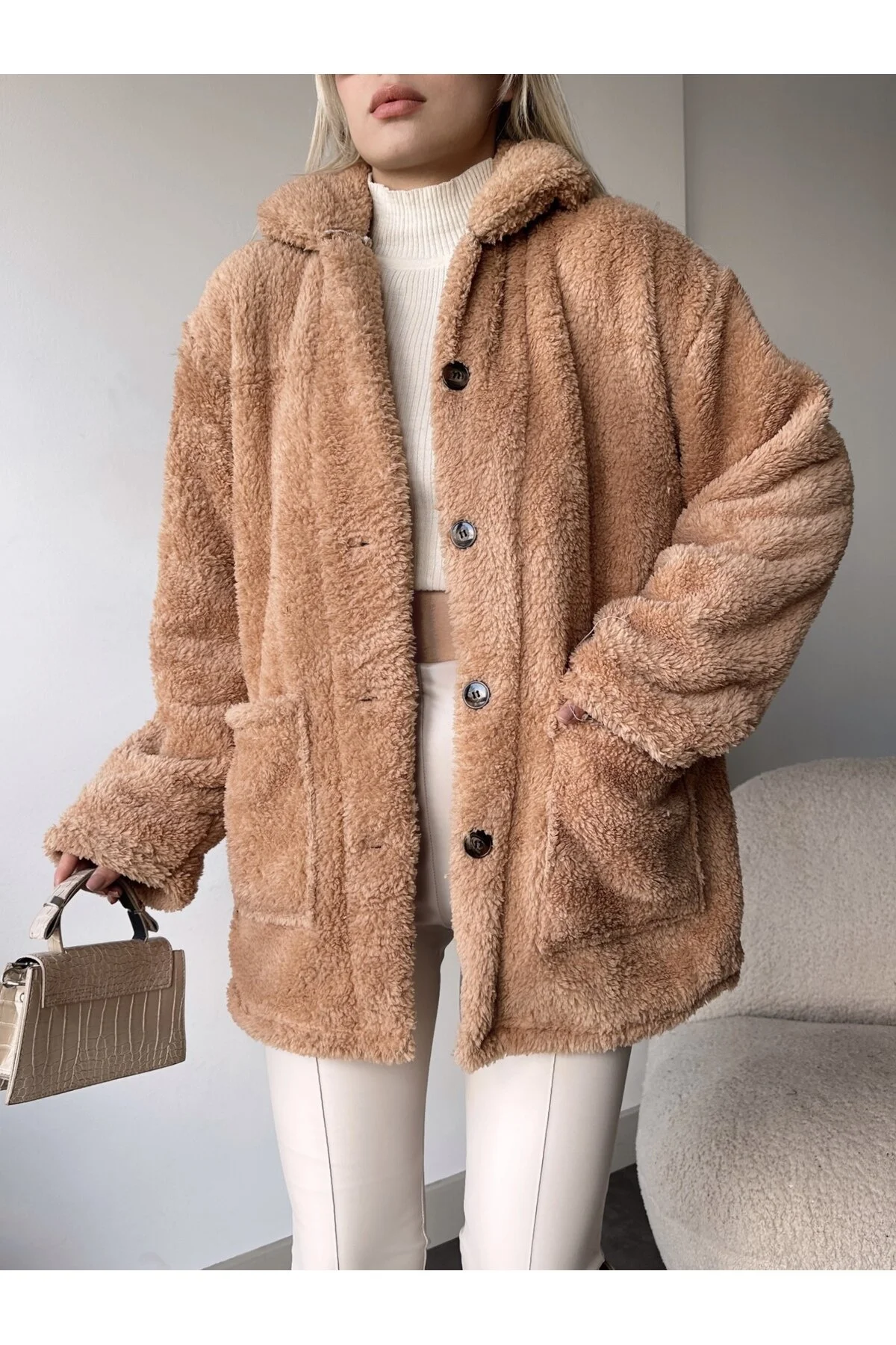 ÇEÇİM Çift Cepli Önü Düğmeli Oversize Peluş Ceket Zyn-58557 S Beden" Bayan Ceket Fiyatı
