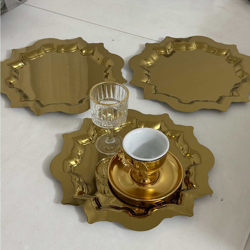 Çelik Gold Renk Güneş Model 3 Adet Servis ve Sunum Tepsisi Diğer Fiyatı
