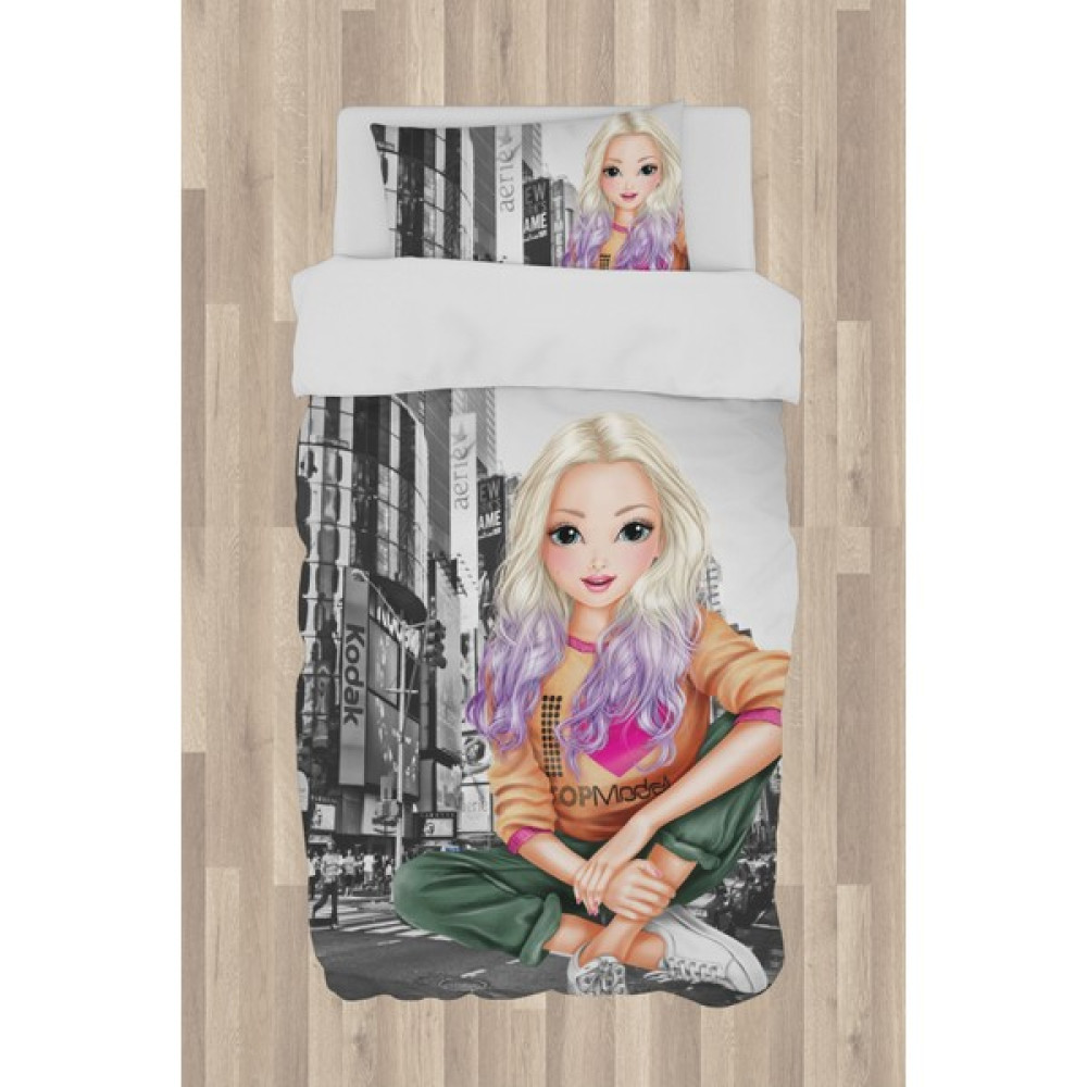 Chiron Ceritti Bebek ve Çocuk Odası Için Yerde Oturan Kız Desenli Nevresim Takımı Seti Toplam 3 Parça (Çarşaf 155X235-YORGAN Kılıfı 155X220-YASTIK ... Bebek Nevresim Takımı Fiyatı