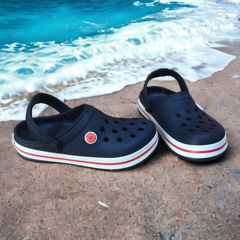 Cihan Shoes Kadın Kaydırmaz Hastane Sabo Cross Terlik Lacivert Renk Kadın Terlikleri ve Sandaletleri Fiyatı