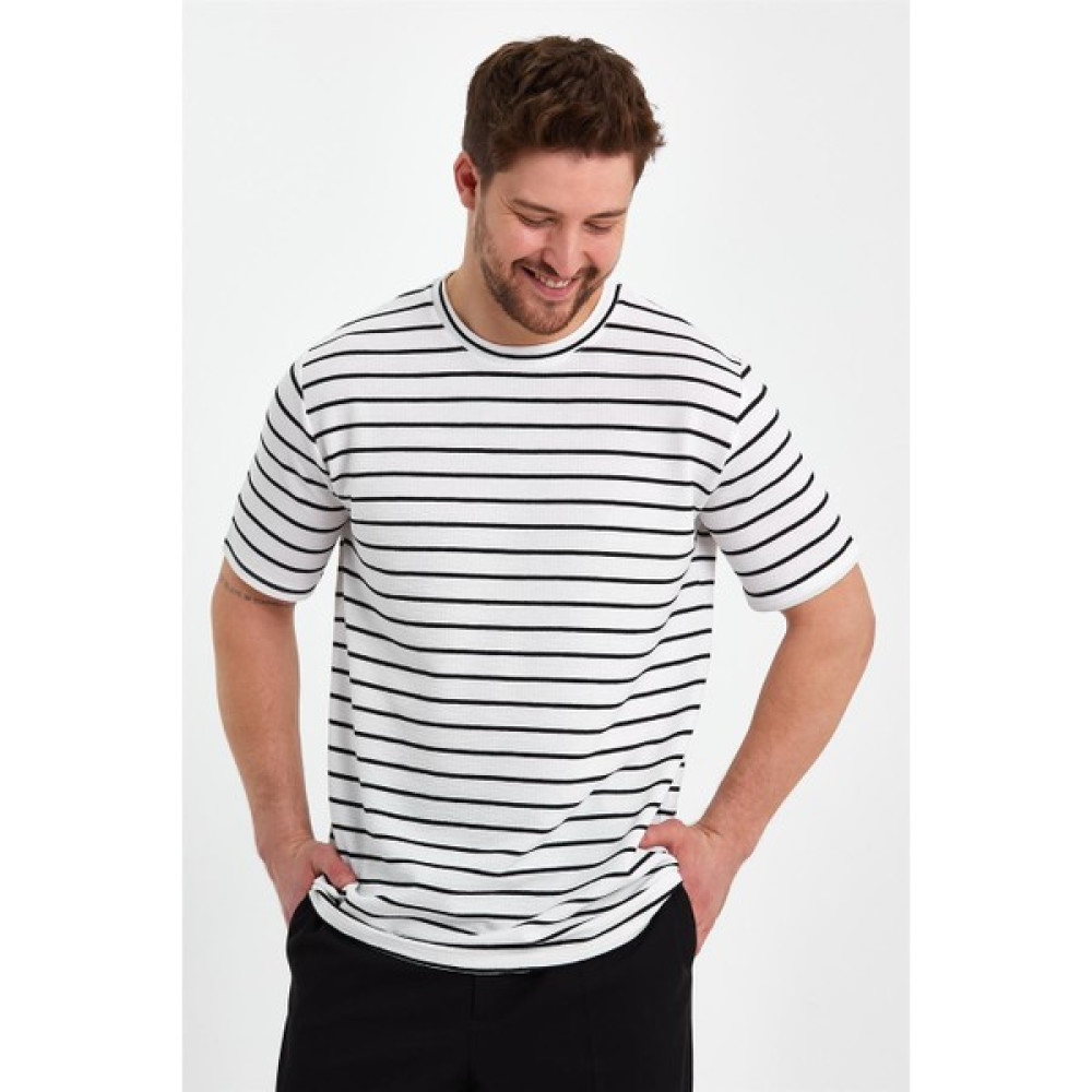 Cool Tarz Beyaz Erkek Slim Fit Bisiklet Yaka Kısa Kol Jakarlı T-SHIRT-CZGLTSTR01S Erkek T-shirt Fiyatı