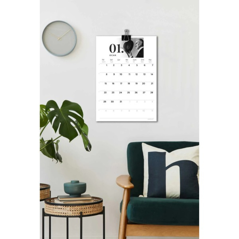 Copyrite Dekoratif 2025 Duvar Takvimi 32X45CM Metal Kıskaçlı Planlayıcı Takvim - Atatürk Oto Boyaları Fiyatı
