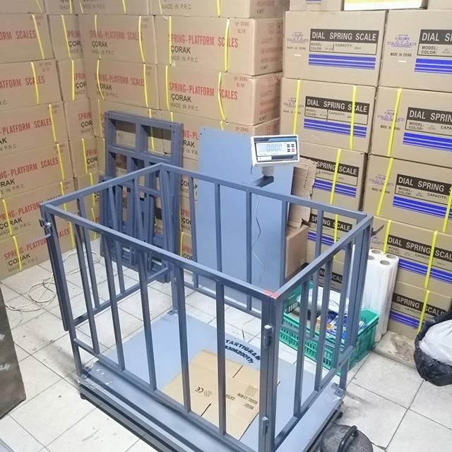 Çorak 70X110 Ebat 600 kg Kuzu-Koyun Baskülü Büyük LCD Gösterge ile Dayanıklı Yapı Diğer Fiyatı