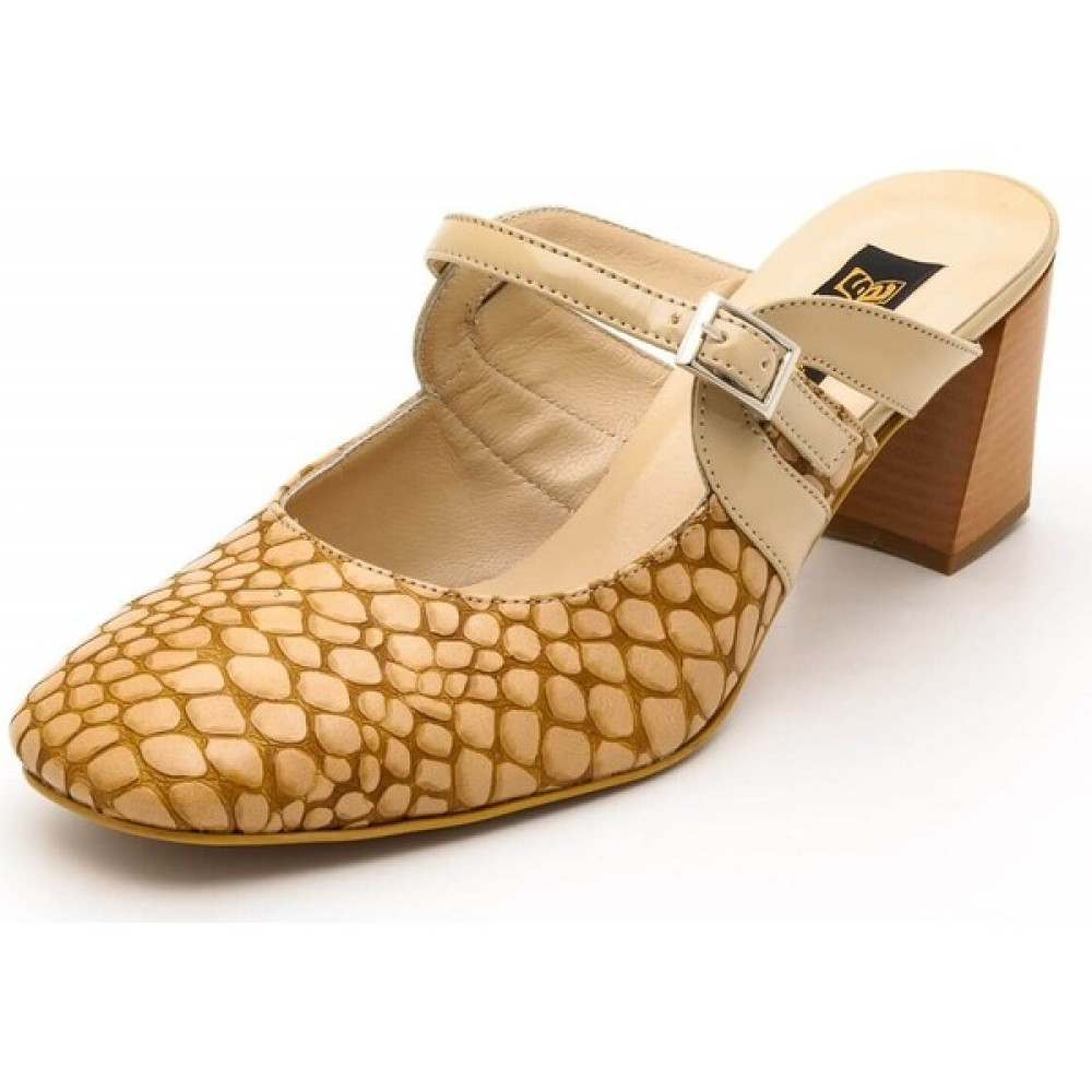 Costo Shoes 2405 Taba Büyük Numara Bayan Terlik Ayakkabı Kadın Günlük Ayakkabıları Fiyatı