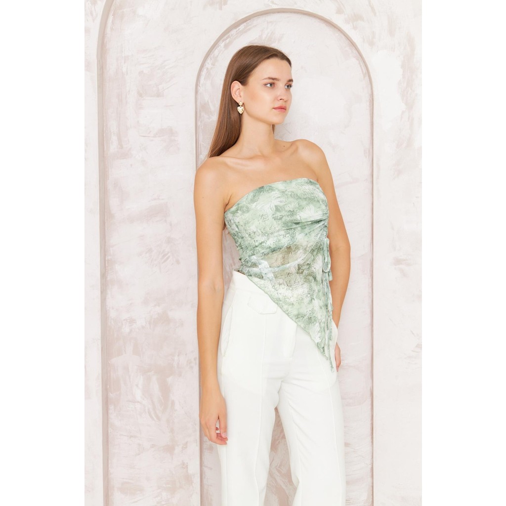 Darlin Moda Kadın Yeşil Desenli Astarlı Tül Straplez Bluz DM7006 Giyim & İç Giyim Fiyatı