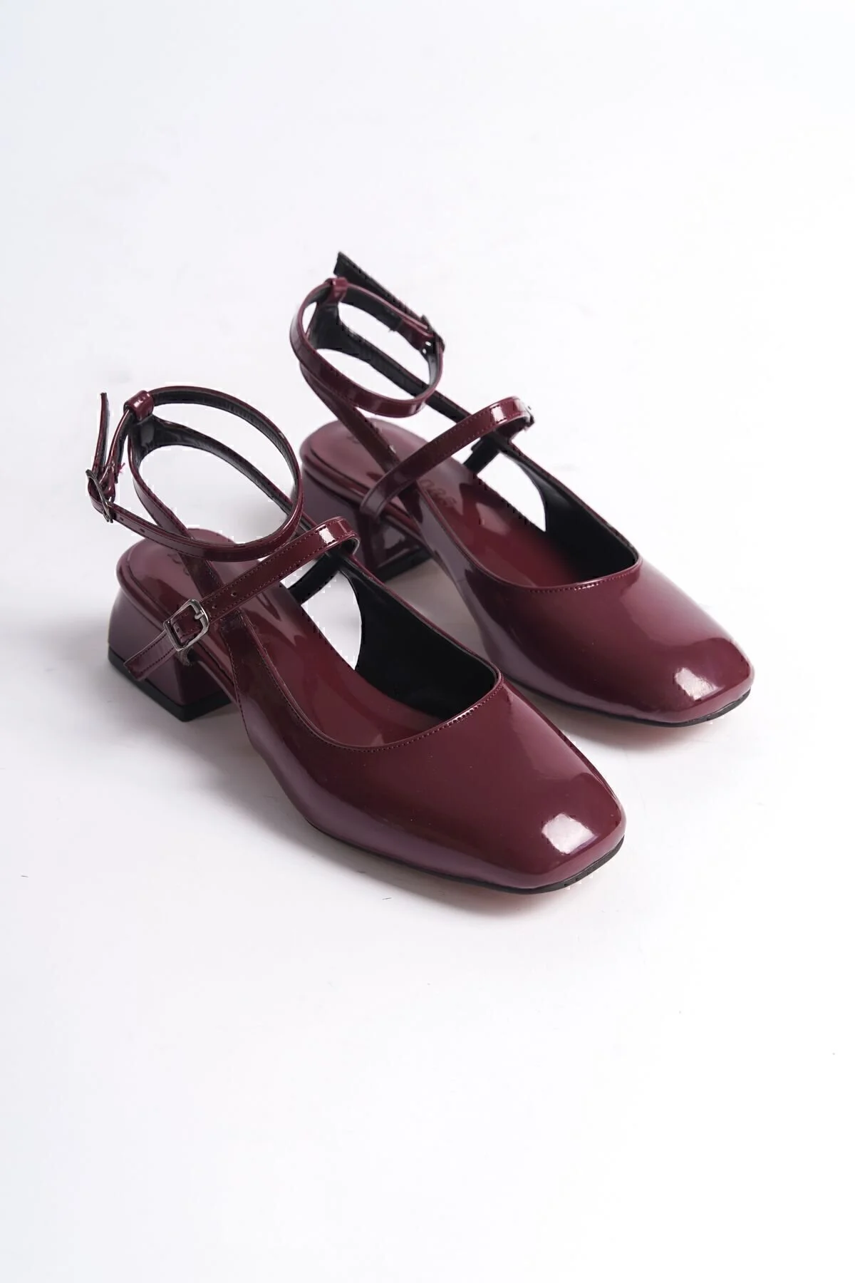 dearshoes Kadın Mary Jane Bordo Rugan Arkası Açık Kare Burunlu Topuklu Ayakkabı 37 Beden" Topuklu Ayakkabı Fiyatı