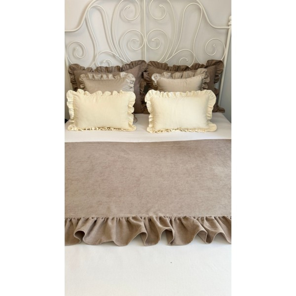 Decamor Home Sütlü Kahve Fırfırlı Yatak Runner Kırlent Seti Yatak Şalı Yatak Örtüsü Set Çift Kişilik - 90 x 230 cm Yatak Örtüsü Fiyatı