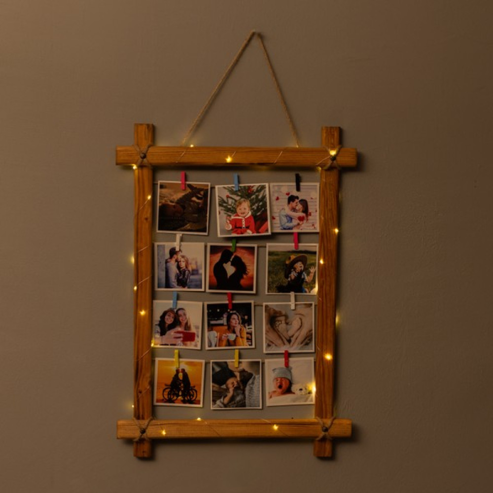 Decolife LED Işıklı ve Mandallı Doğal Görünümlü Ahşap Fotoğraf Çerçevesi - 50X68 Resim & Fotoğraf Çerçevesi Fiyatı