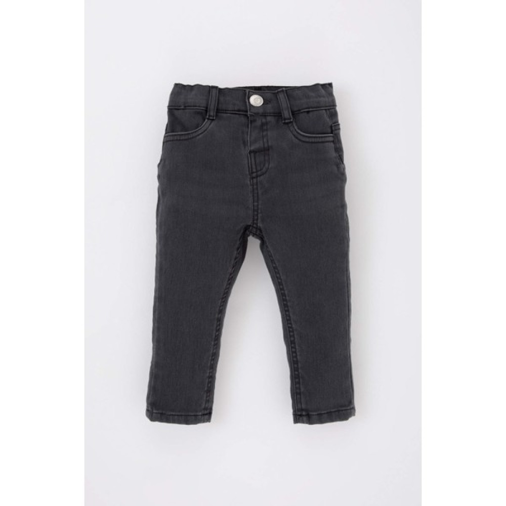 DeFacto Erkek Bebek Regular Fit Jean Pantolon A9413A523WN Bebek Pantolon Fiyatı
