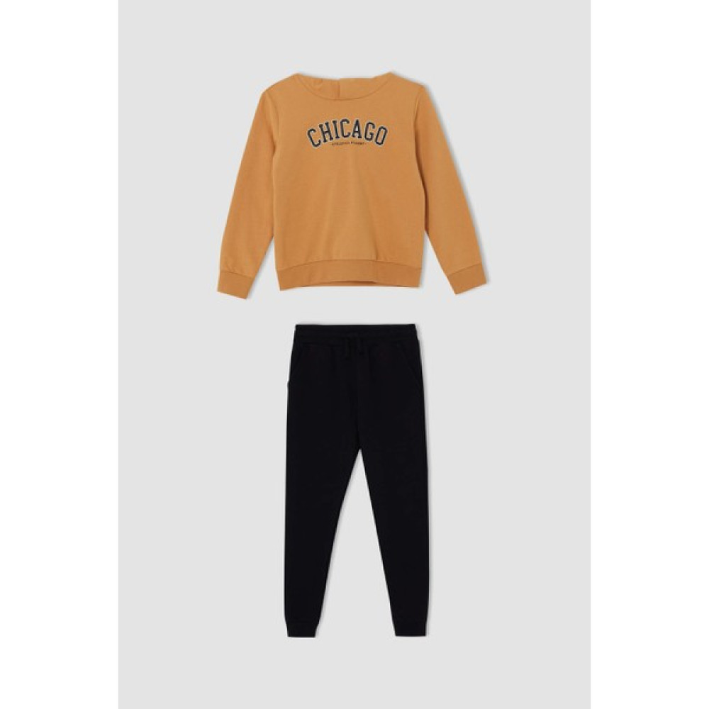 Defacto Erkek Çocuk Slogan Baskılı Sweatshirt ve Jogger Eşofman Alt Takımı V0523A621WN Erkek Çocuk Eşofman Fiyatı