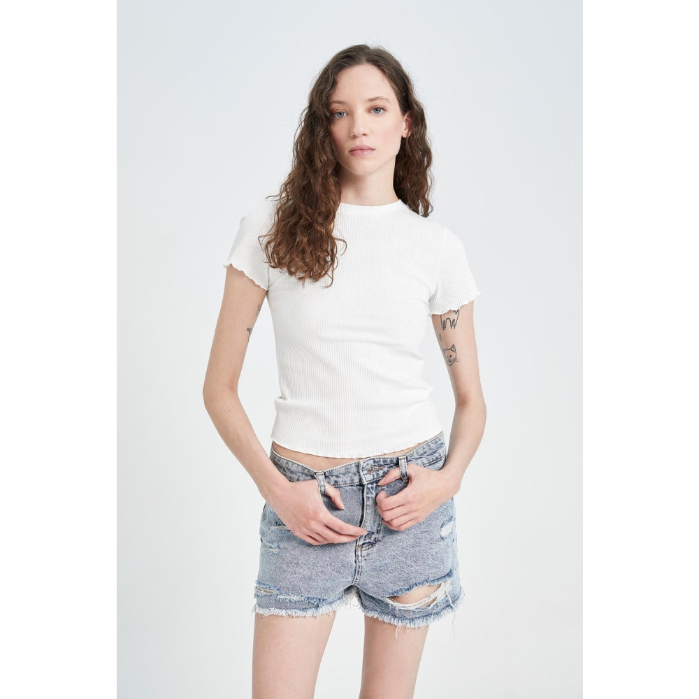 DeFacto Fitted Bisiklet Yaka Kısa Kollu Tişört 3XL Beden Bayan T-shirt Fiyatı