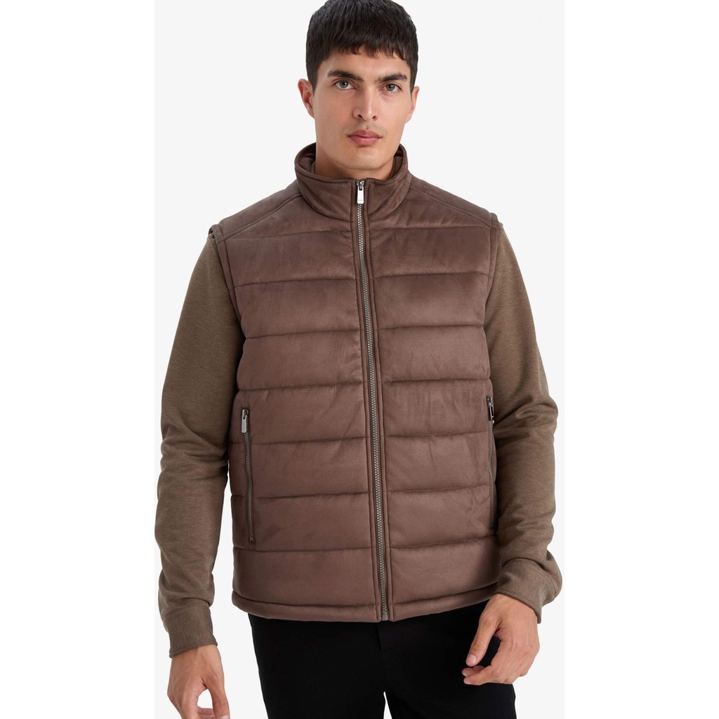 DeFacto Slim Fit Dar Kesim Dik Yaka Astarlı Süet Yelek F7753AX26SP Erkek Yelek Fiyatı