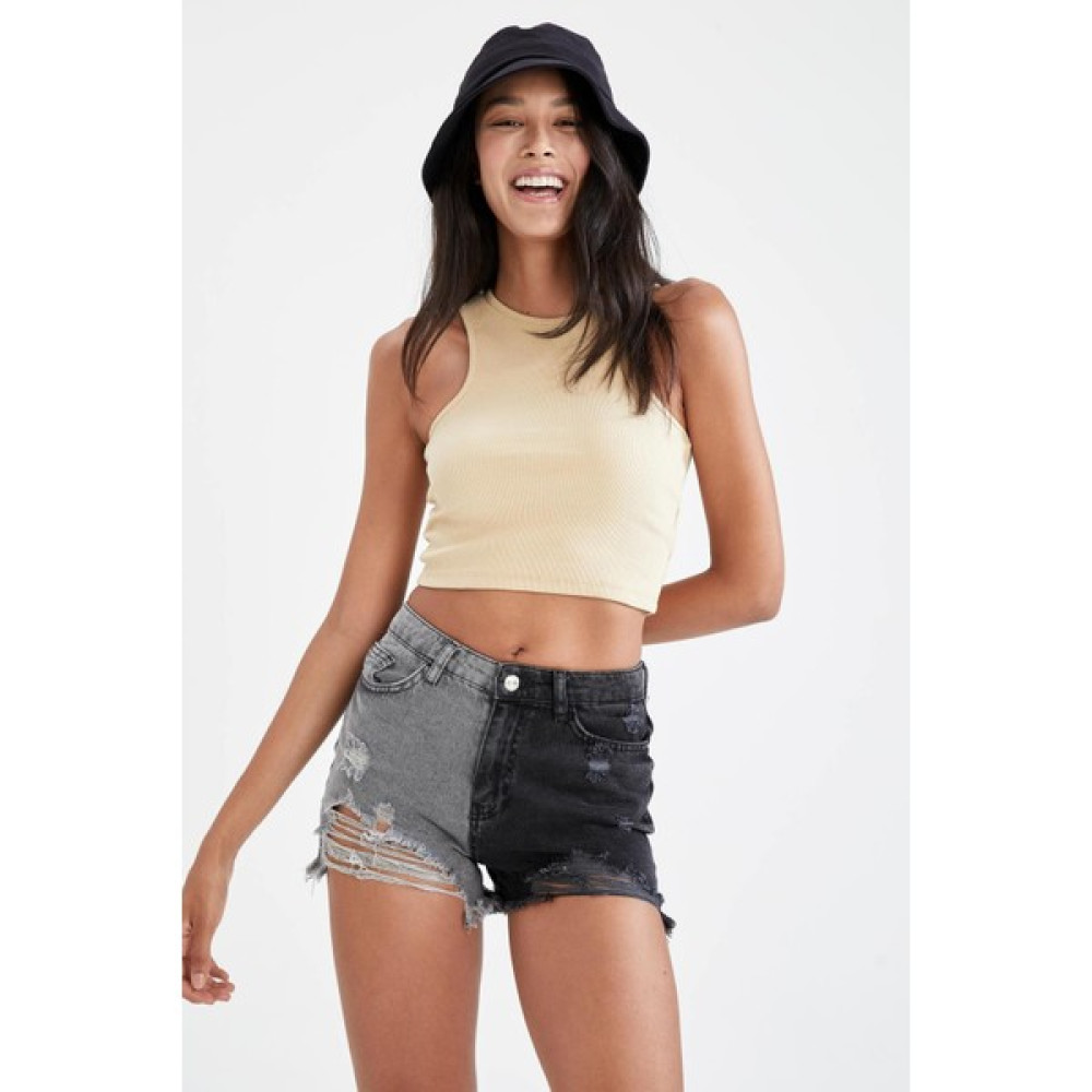 DeFacto Slim Fit Halter Yaka Pamuklu Crop Top U0357AZ21AU Bayan Atlet Fiyatı