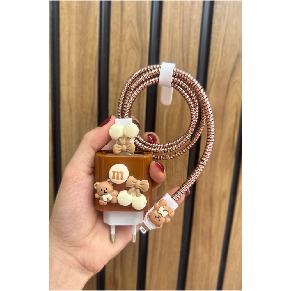 Deilmi Sevimli Figürlü Iphone 18w/20w Adaptör Uyumlu Şarj Aleti Ve Kablo Koruyucu 4lü Set Cep Telefonu Aksesuarı Fiyatı