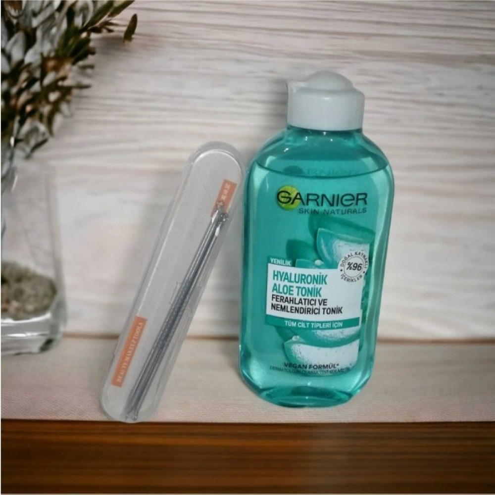 Deri Kabusu Garnier Saf&temiz Ferahlatıcı ve Nemlendirici Tonik ve Akne Temizleme Aleti -Set Cilt Temizleme ve Peeling Fiyatı