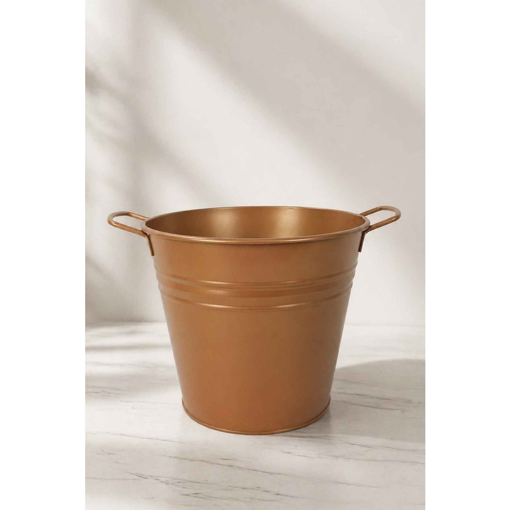 Desen Dekorasyon 6 Litre Paslanmaz Metal Leğen - Bakır Renk Çok Amaçlı Kova ve Bahçe/balkon Saksılığı (23 cm Çap) Saksı ve Aksesuarları Fiyatı