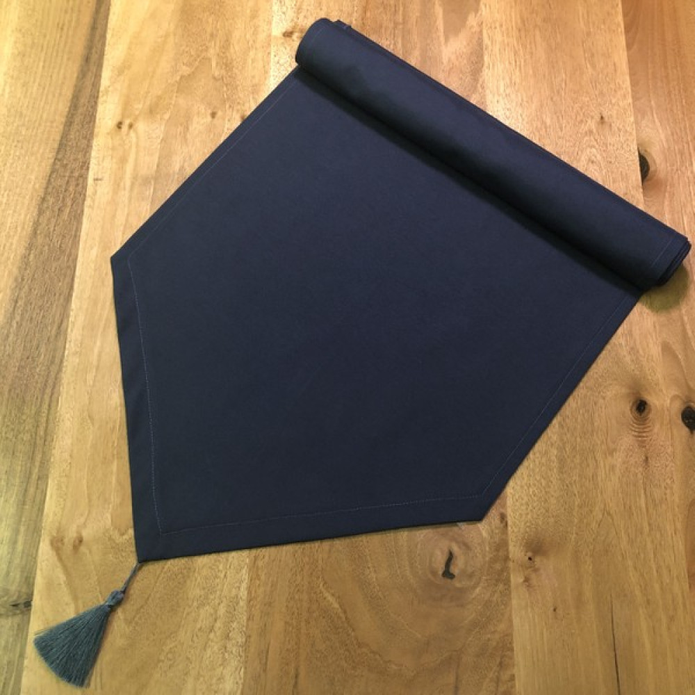 Desenizmir Düz Renk Üçgen Runner - 40 x 140 cm - Lacivert Masa Örtüsü Fiyatı