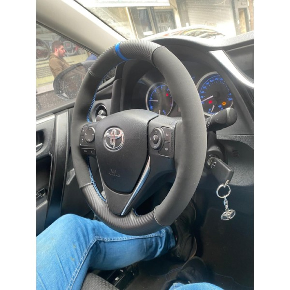 Detay Toyota Corolla-Auris 2015 Model Uyumlu Süet Karbon Desen Direksiyon Kılıfı Mavi Dikiş Mavi Şeritli Direksiyon Kılıfı Fiyatı