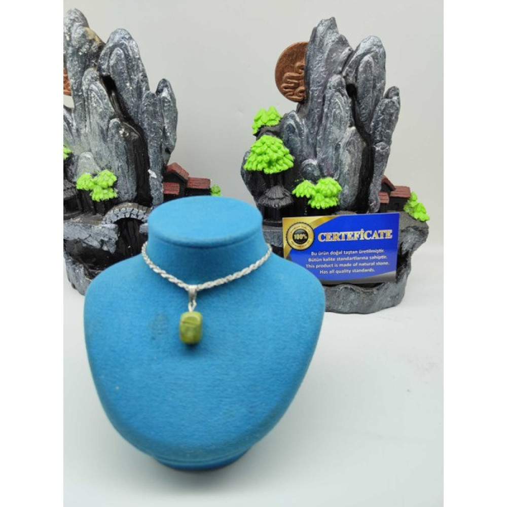 Doğal Taş Delisi Yeşim Doğal Taş Kolye Ucu (Sertifikalı) (47 cm Zincir Dahil) - Yeşil Bijuteri Kolye Fiyatı