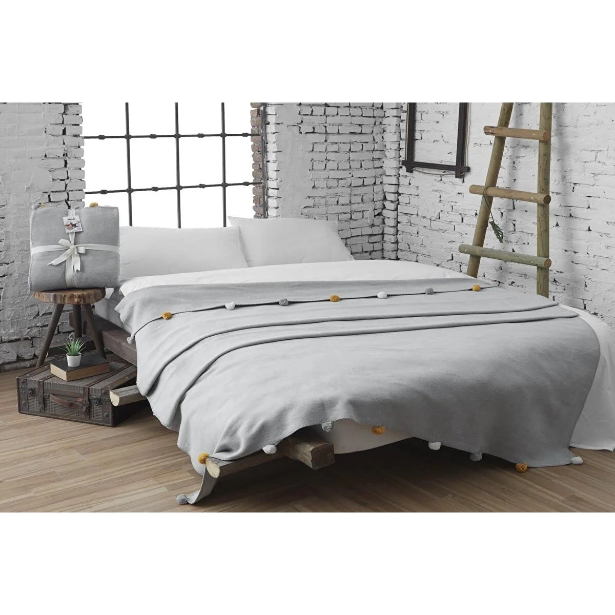 Dolce Bonita Home Ponponlu Pike Battaniye 150x200 Gri Karisikcokrenkli Battaniye Fiyatı