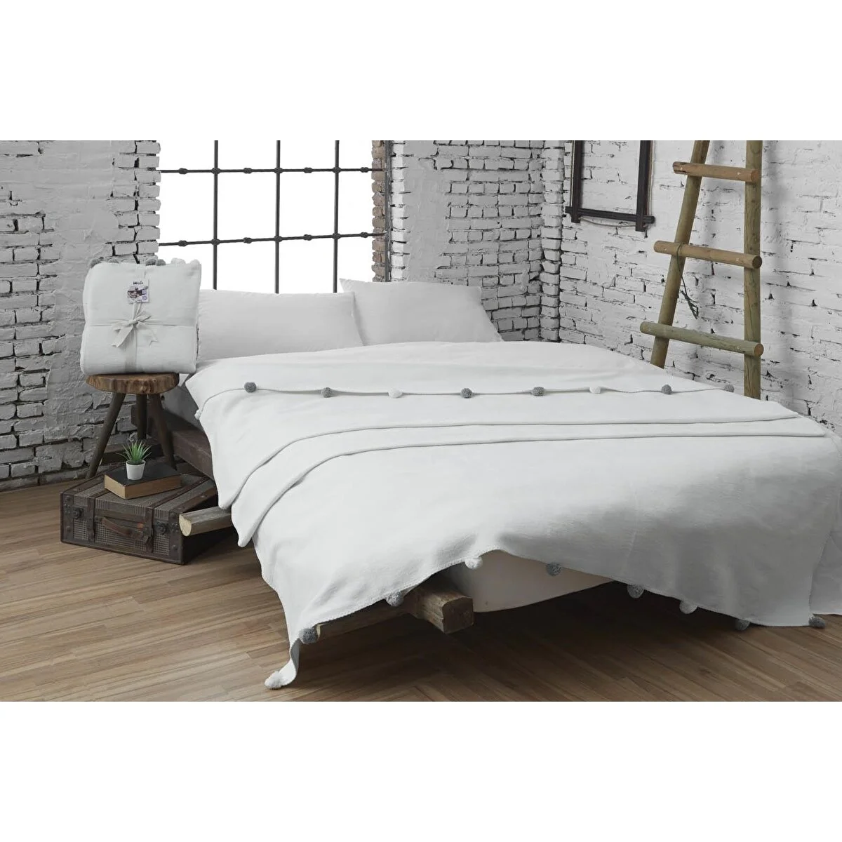 Dolce Bonita Home Ponponlu Pike Battaniye 200x220 Krem Krem Battaniye Fiyatı