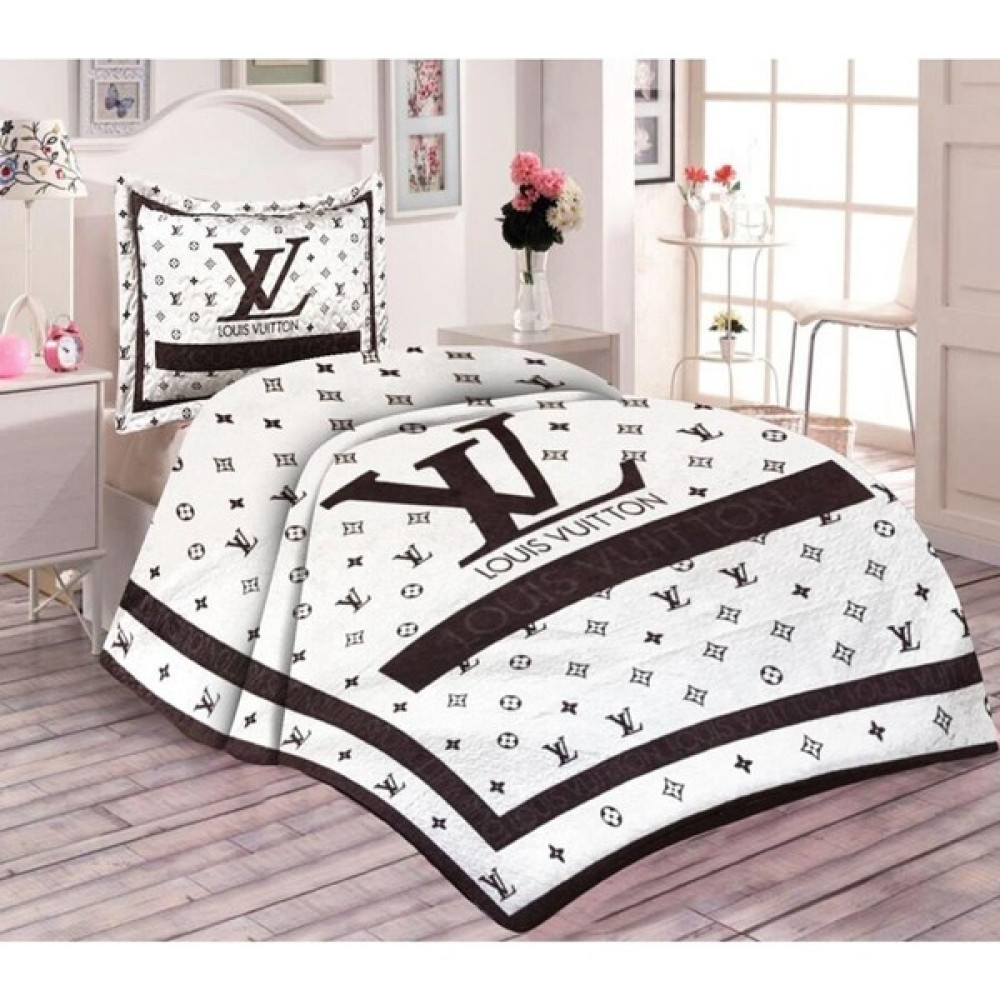 Doruklar Home Collection Pamuk Dolgulu Kadife Kumaşlı Louis Vuitton Desenli Tek Kişilik Kapitone Yatak Örtüsü - Beyaz - Kahverengi - 180 x 240 cm Yatak Örtüsü Fiyatı