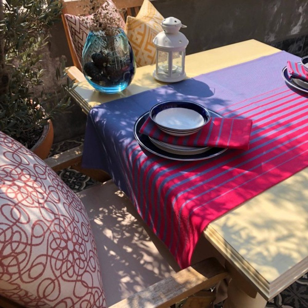 Dost Tekstil Home 5 Parça Yemek Takımı-4 Peçete 1 Masa Örtüsü - Fuşya - 55 x 135 cm Masa Örtüsü Fiyatı