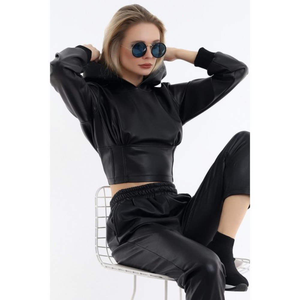Dreamlike Özel Tasarım Kapüşonlu Yumuşak Deri Korseli Crop Bluz Bluz Fiyatı